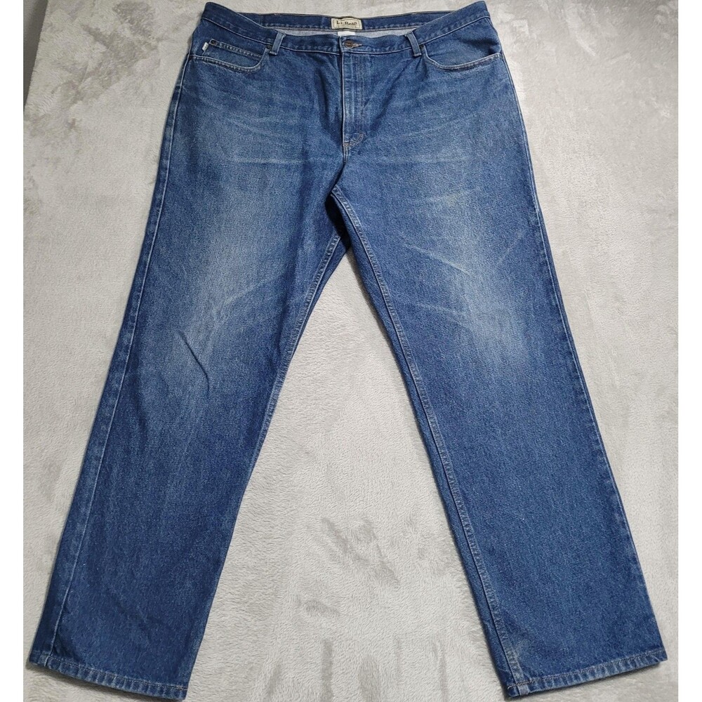 L.L.Bean Classic Fit Jeans Mens 44x34 Blue Med Wash Straight Denim Cotton